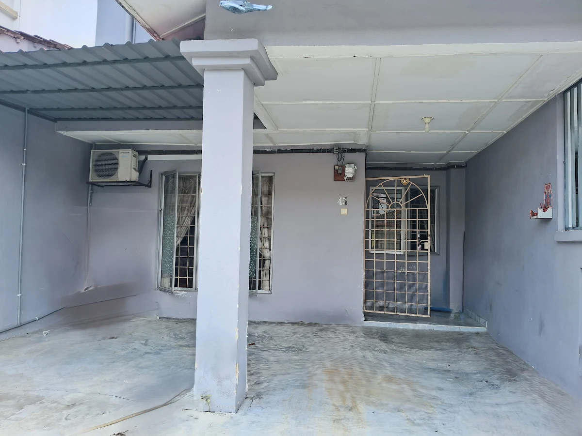 2-sty Terrace, Bandar Country Home 2/8