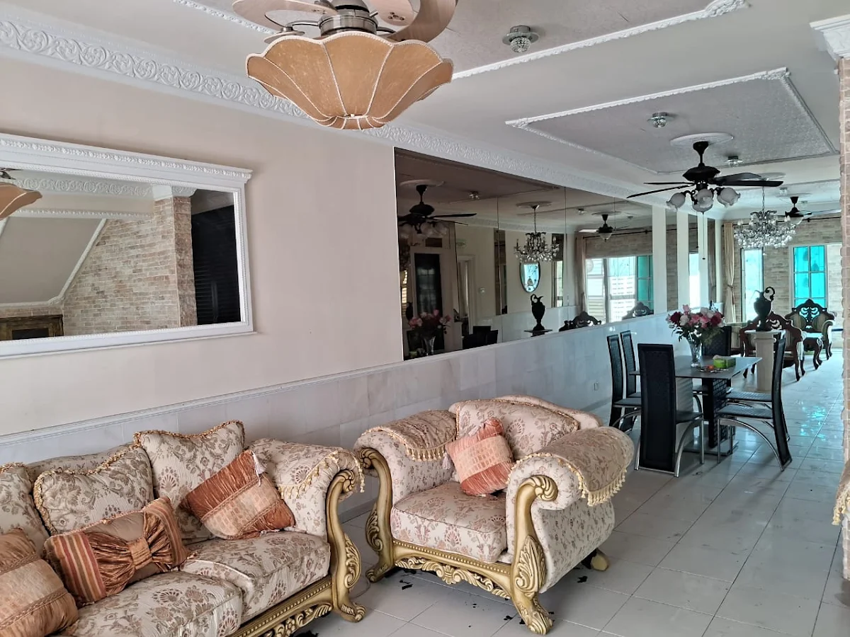 2-storey Townhouse, 6 rooms 6/9