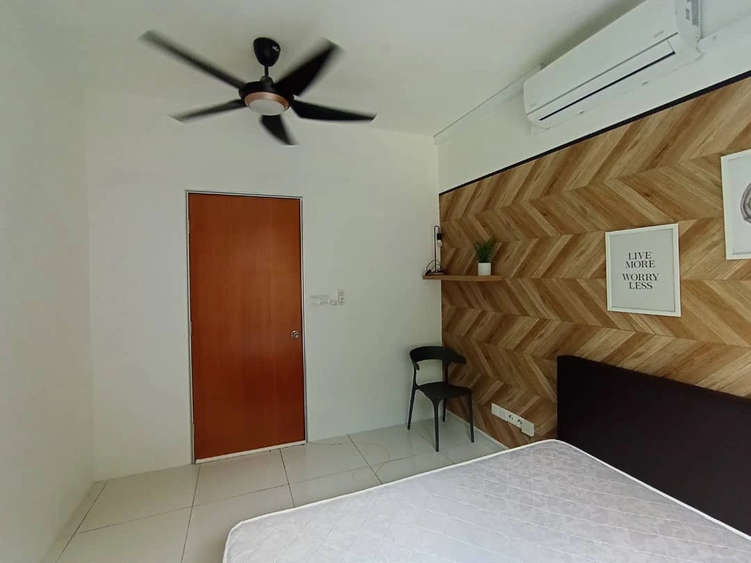 Riana South Condo 7/10