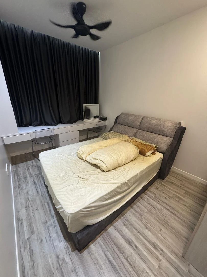 Millerz Square Condo 6/8