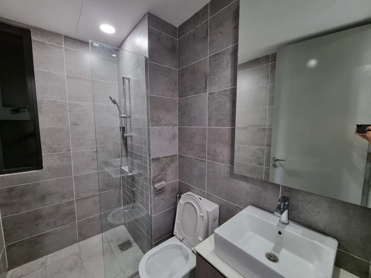 Millerz Square Condo 12/12