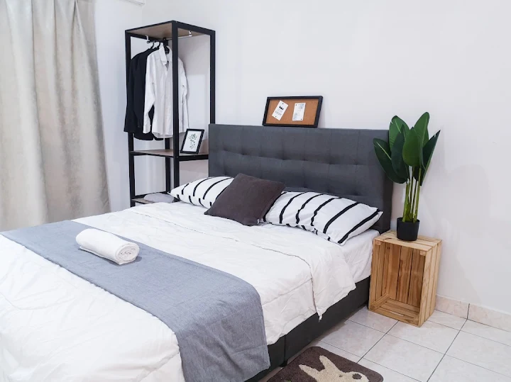 Room Rental (Master/Medium/Single)